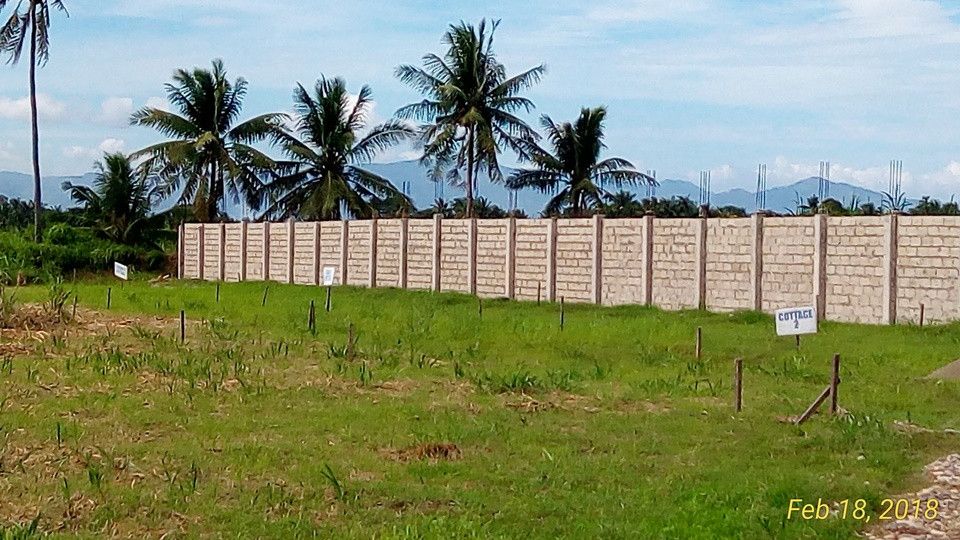 completed right perimeter fence