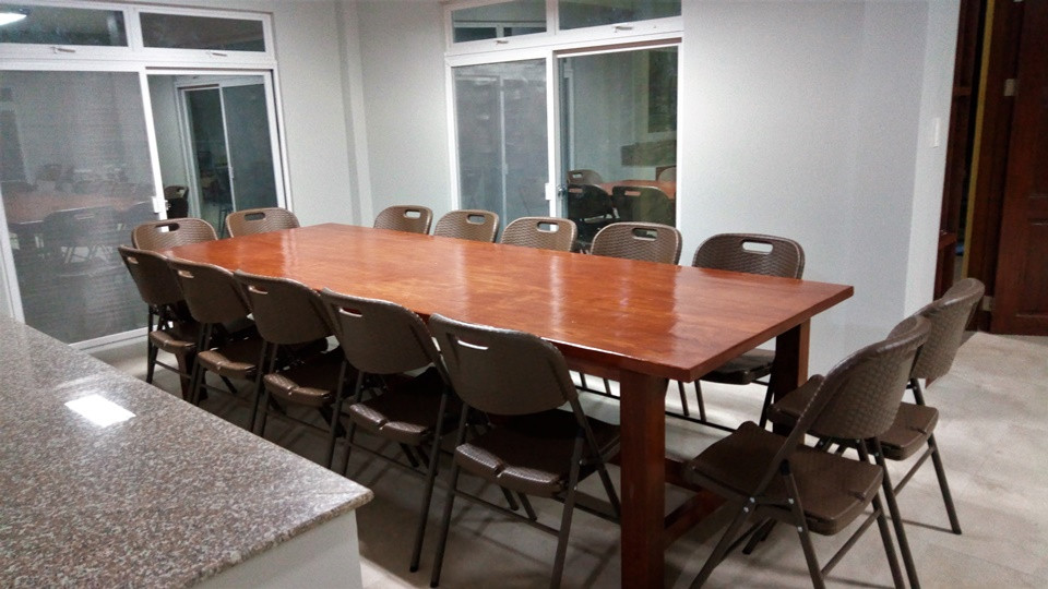 orphans house dining table